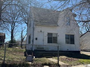 1039 Markham St, Flint, MI 48507