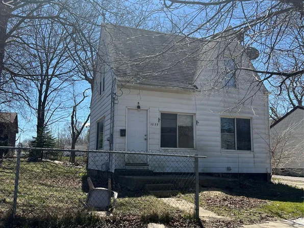 1039 Markham St, Flint, MI 48507