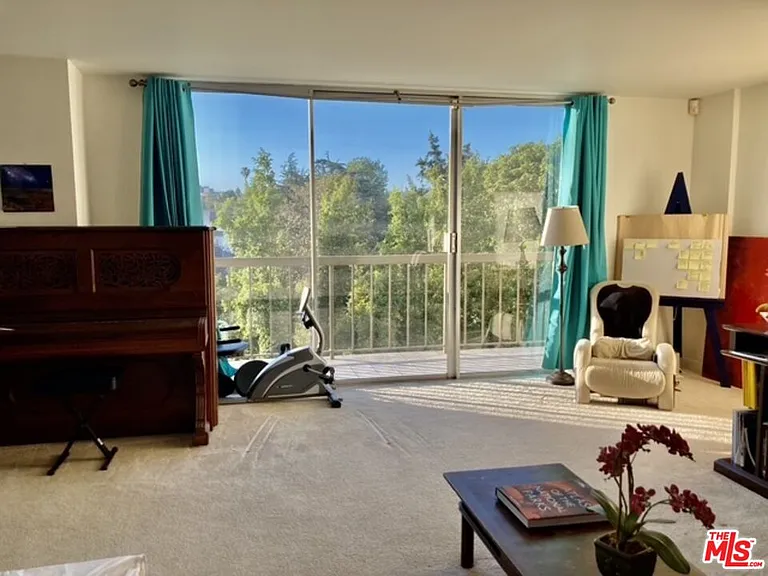 10747 Wilshire Blvd #708 — Photo 1