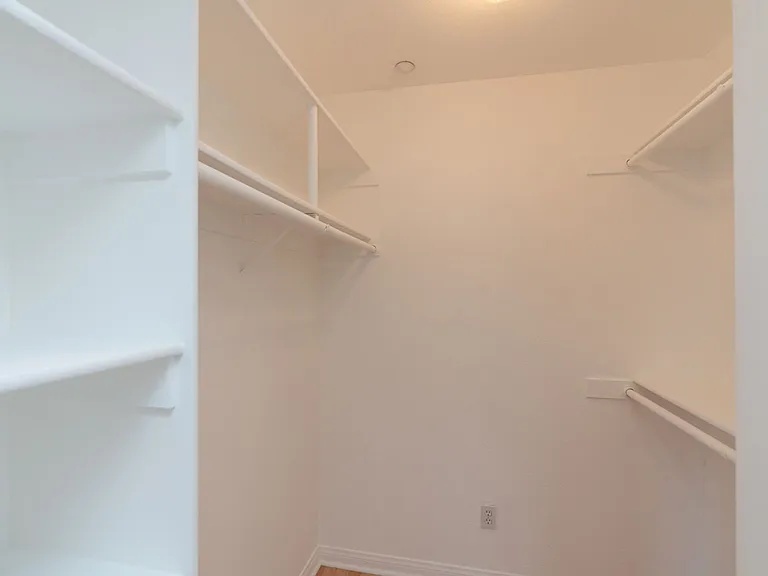 2656 Escala Cir — Photo 17