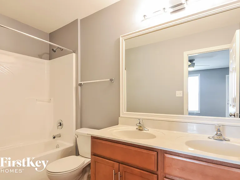 3414 Sublette St — Photo 9