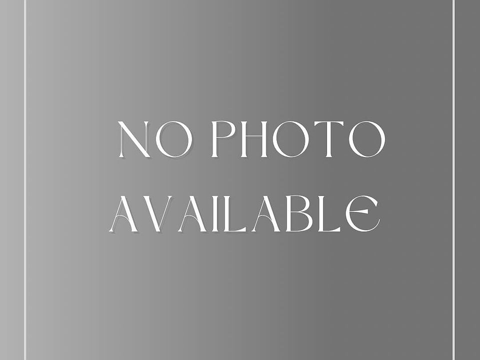 1st image of 2909-2913 Fairchild Dr
