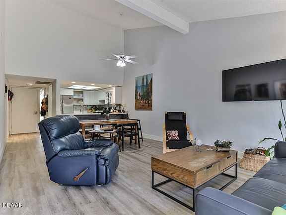 4th image of 115 Club House Blvd