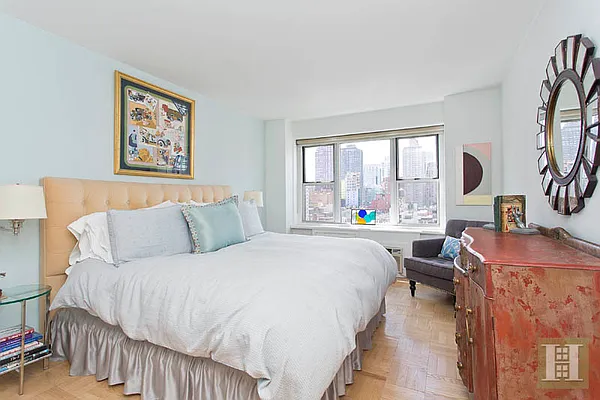 Sold by Halstead Real Estate | media 4