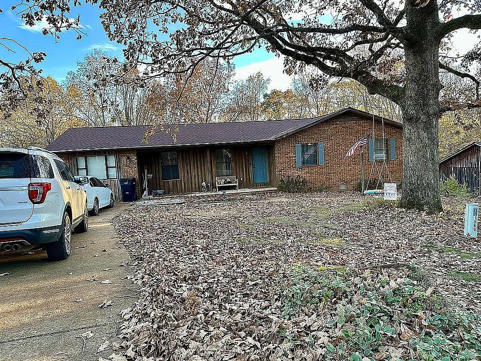 1st image of 433 Leslie Cir