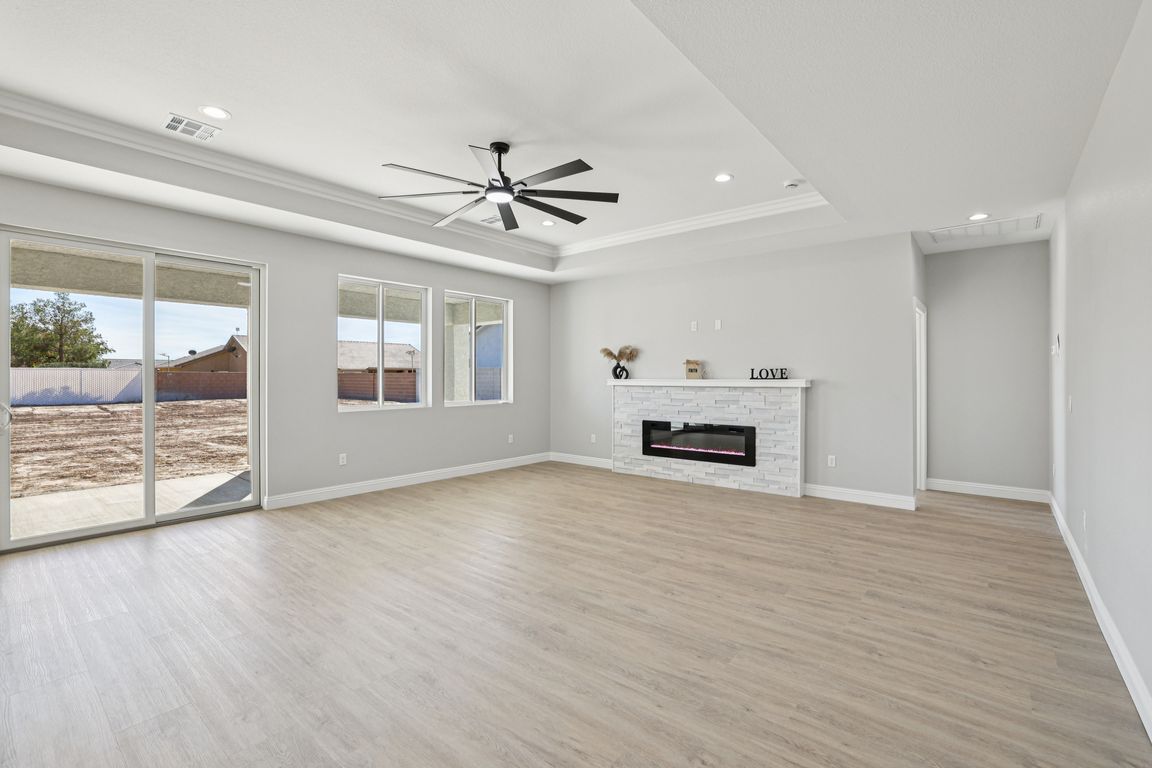 next background image