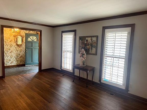 5th image of 330 Habersham Road