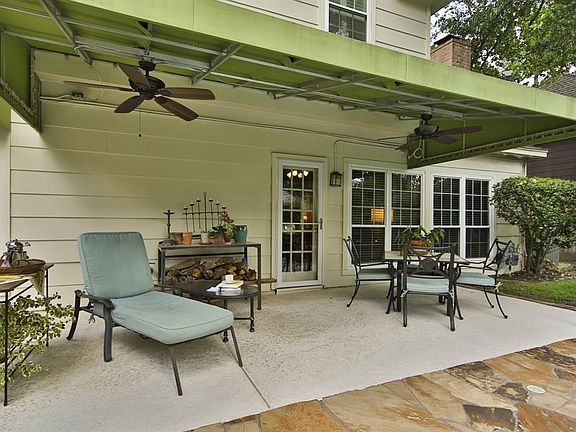 The back yard is spacious and is designed for year round enjoyment. The aweneing offers two ceiling fans that will offer a cooling breeze while enjoying the shade from the Texas summer sun.