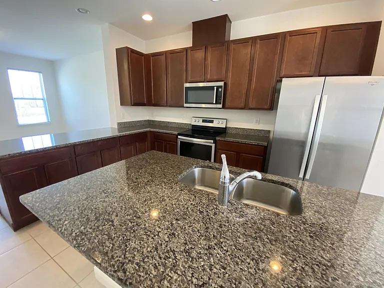 15555 Honeybell Dr #1 — Photo 38