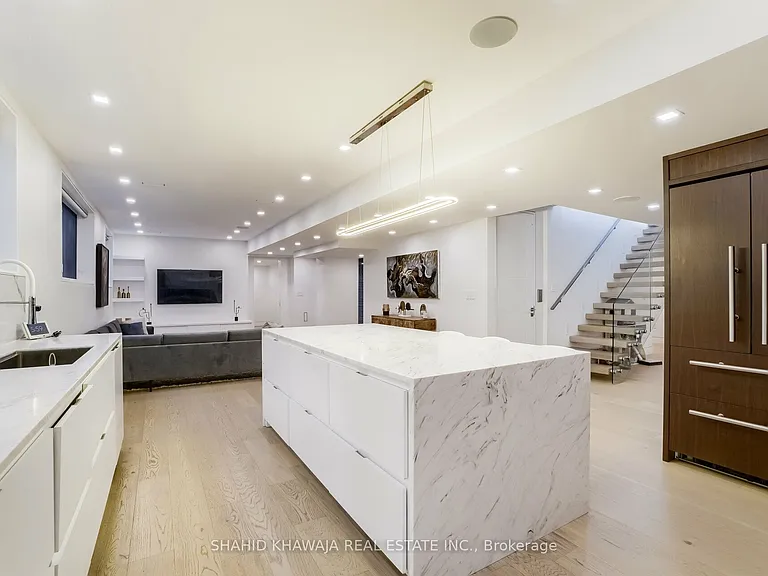 560 Shenandoah Dr — Photo 35
