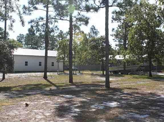 3rd image of 208 Meadow Creek Dr