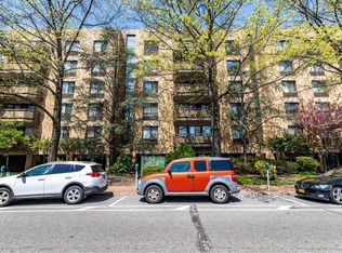 171 Great Neck Rd #1H, Great Neck, NY 11020