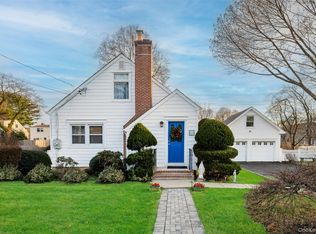 64 Smith Street, Greenlawn, NY 11740