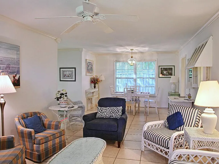 798 Bougainvillea Ln — Photo 20
