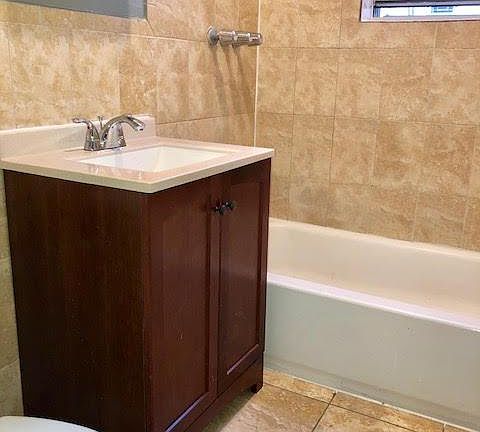 4th image of 115 Halsted St APT 203