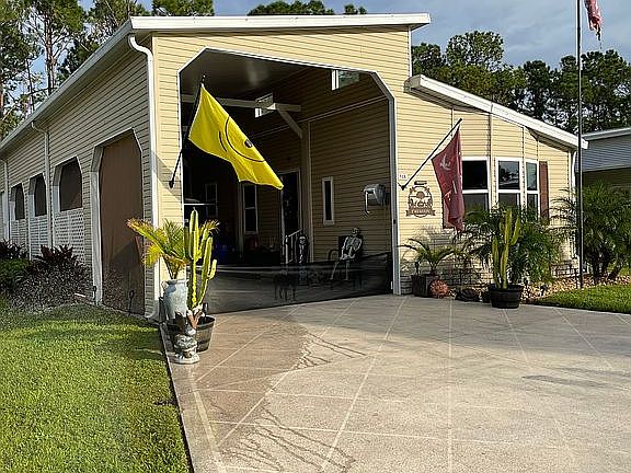 3rd image of 518 Wilderness Cir