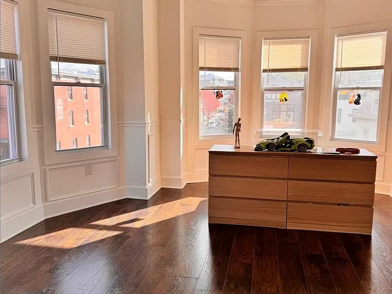 601 Northampton St #401 — Photo 4