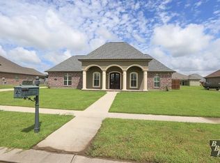 166 Betty Ruby Dr, Gray, LA 70359