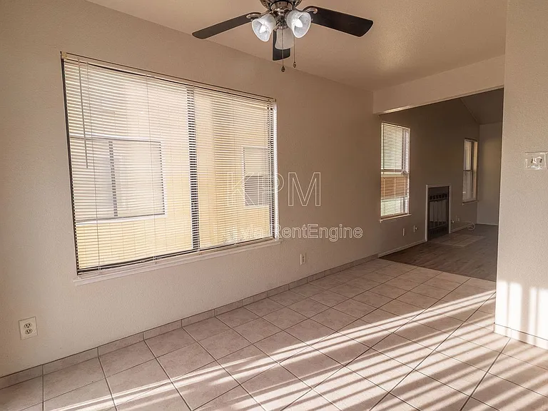 1311 W Century Blvd #42 — Photo 8