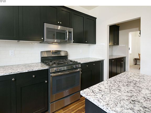 5th image of 3510 Q St