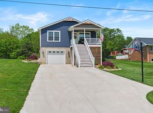 280 Riverside Dr, Luray, VA 22835