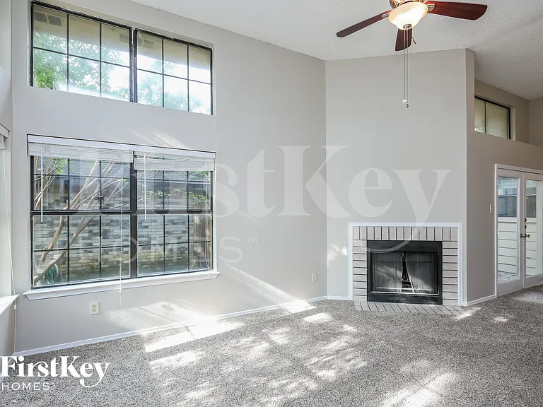 6216 Fairlane Dr — Photo 3
