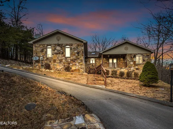 31 Byron Ln, Fairfield Glade, TN 38558