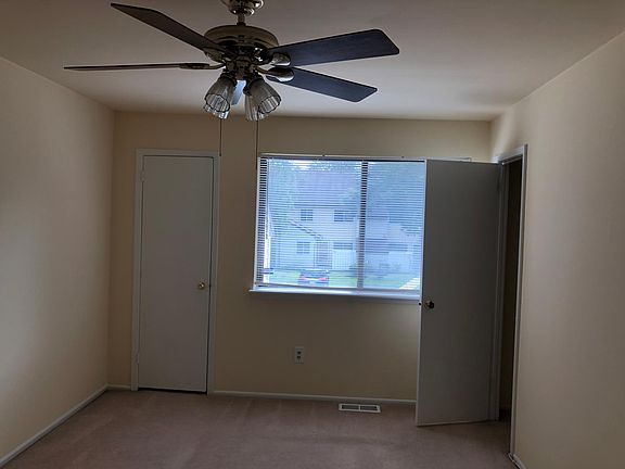 2nd image of 2414 Primrose Ct