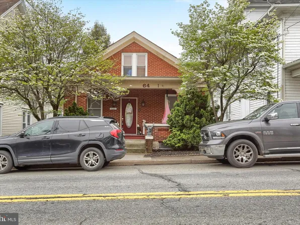 64 E Main St, Elizabethville, PA 17023