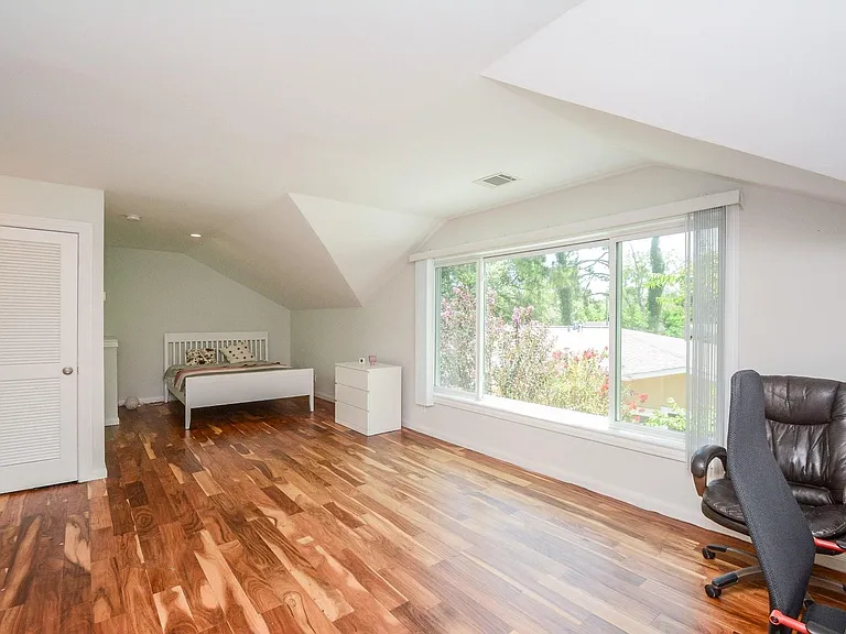 9906 Cedardale Dr — Photo 28