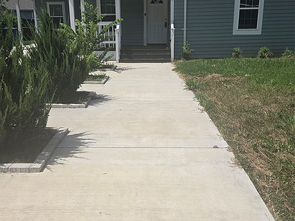 3rd image of 203 E Ann St