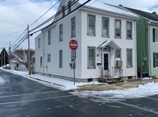301 S Charlotte St, Manheim, PA 17545