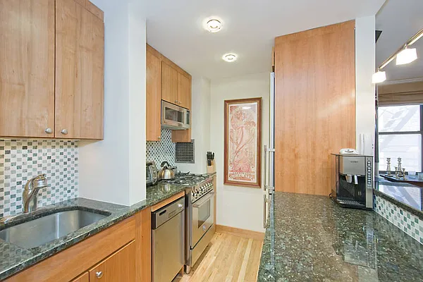 Sold by Town Residential | media 8