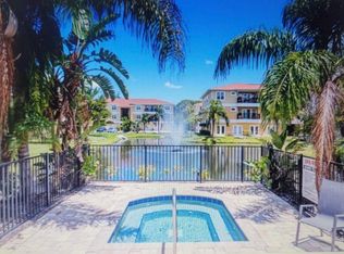 5111 Royal Palms Way APT 202, New Port Richey, FL 34652