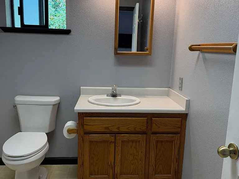 16520 Prospect Pl — Photo 14
