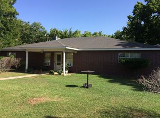 215 Leecraft Ave, Colbert, OK 74733
