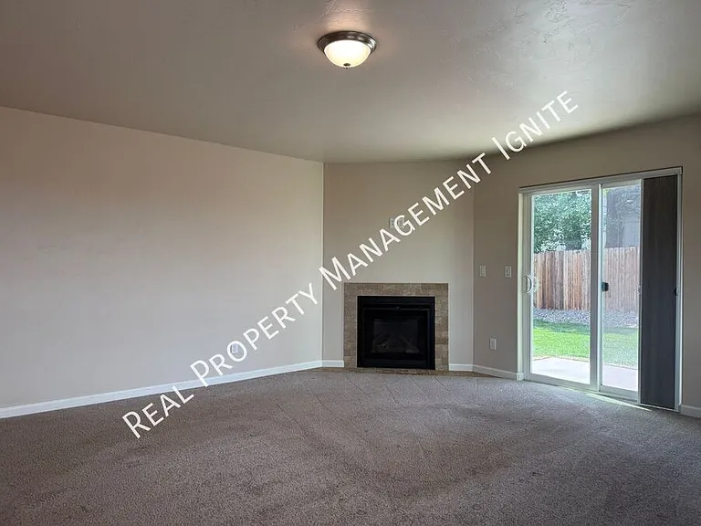 64625 Wood Ave — Photo 4