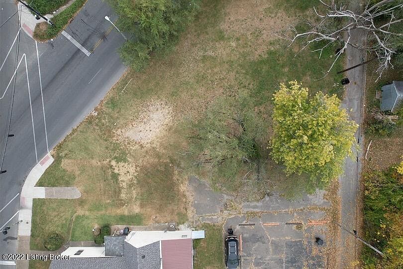 2nd image of 1504 Catalpa St