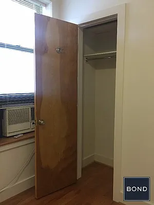 Rented by Bond New York | media 32