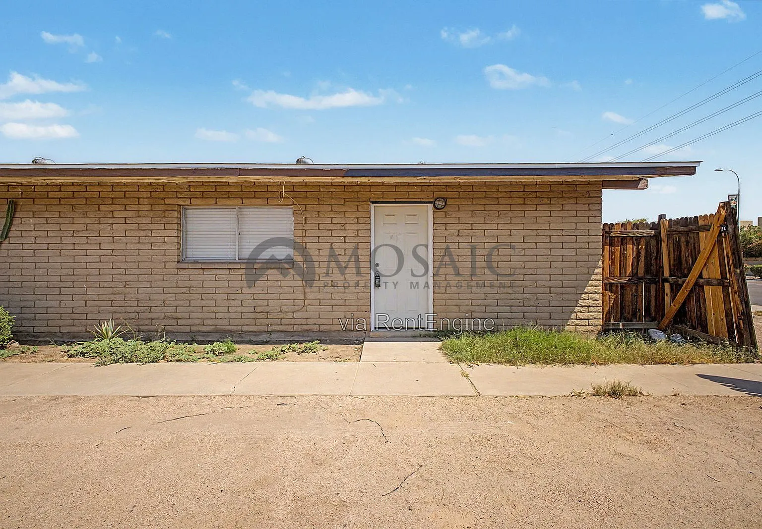2 bed, 2.0 bath, 900 sqft, $1,075 — Photo 1