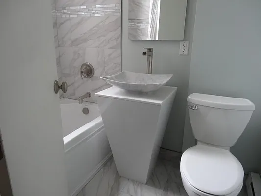Rented by Lexelle Realty LLC | media 6