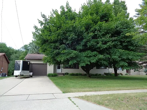 2400 E Wheeler Rd Photo 1