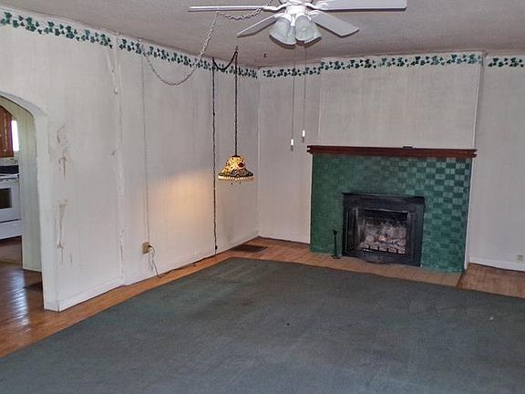 4th image of 1802 E Whispering Winds Rd
