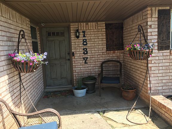 4th image of 1837 NW Crosby Park Cir