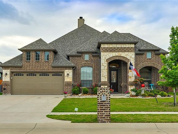 2nd image of 103 Blue Moon Dr
