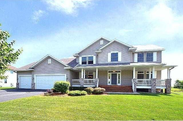 1st image of 3597 Iris Ave N