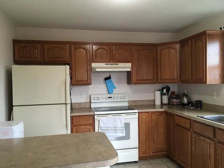 35 Hemlock Dr — Photo 2