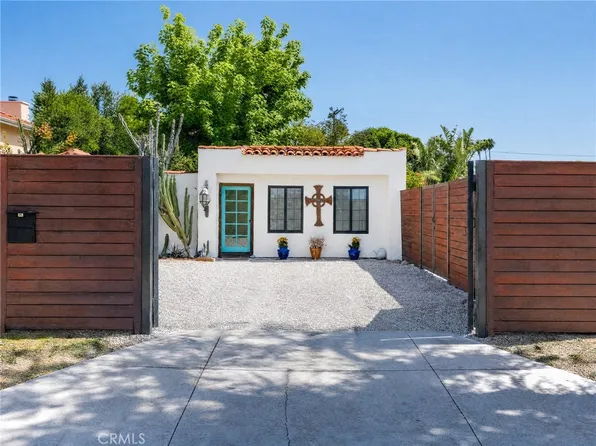 22028 Covello St, Canoga Park, CA