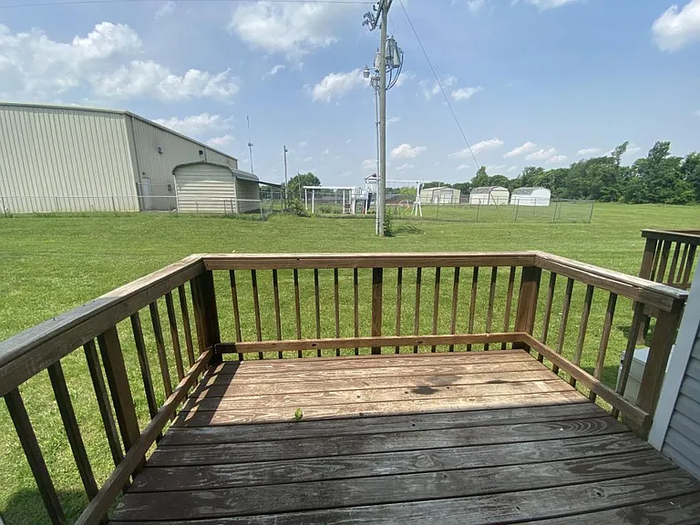 225 Tree Line Dr — Photo 14