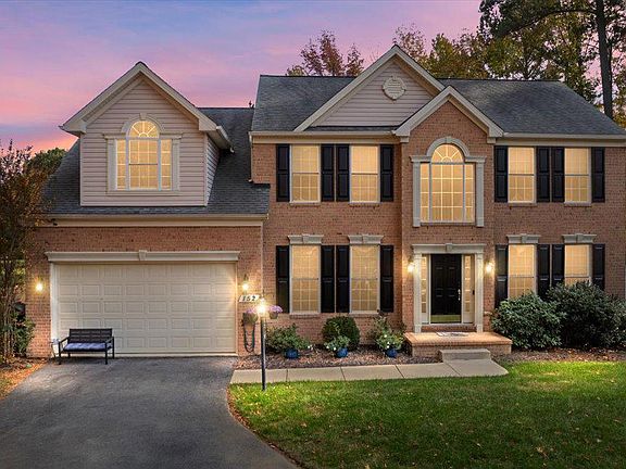 2nd image of 152 Tall Pines Ln
